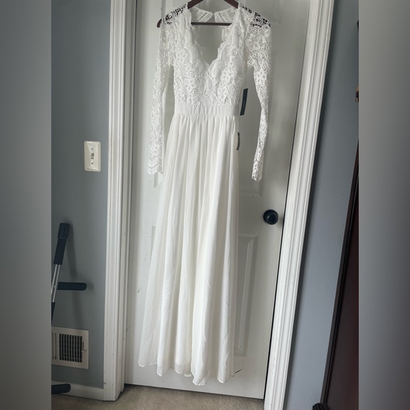 White floral lace dress by Lulus - Picture 1 of 3